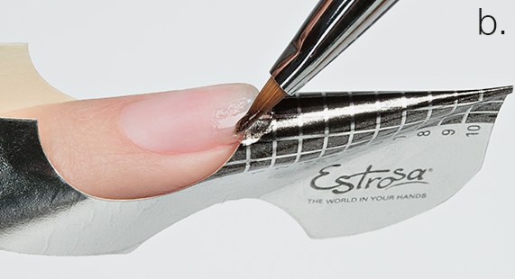 Estrosa Nails - Tutorial: riparare e ricostruire l'unghia applicando la polvere acrilica riparatrice universale Magic Powder Estrosa