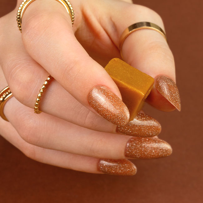 Nail art natalizia Estrosa golosa top coat